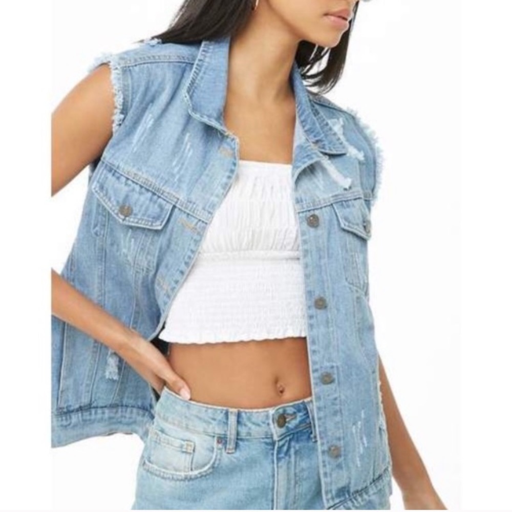 Denim Vest 👖 🌟